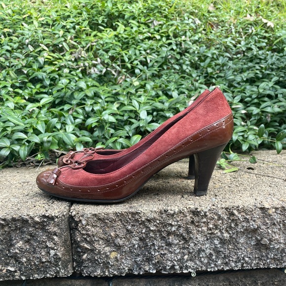 COLE HAAN Tassel Brogue Wingtip Patent Leather Suede Pumps 3" Heels Shoes Size 6 - Picture 1 of 9